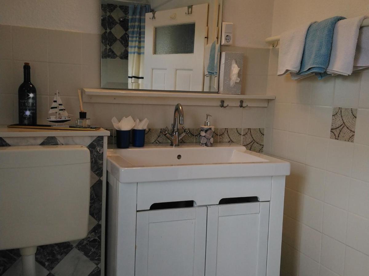 1St Floor Apartment Near Willingen فيلنغن الغرفة الصورة